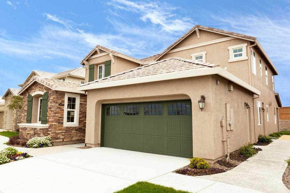 Ultimate guide to choosing the right garage door for your home